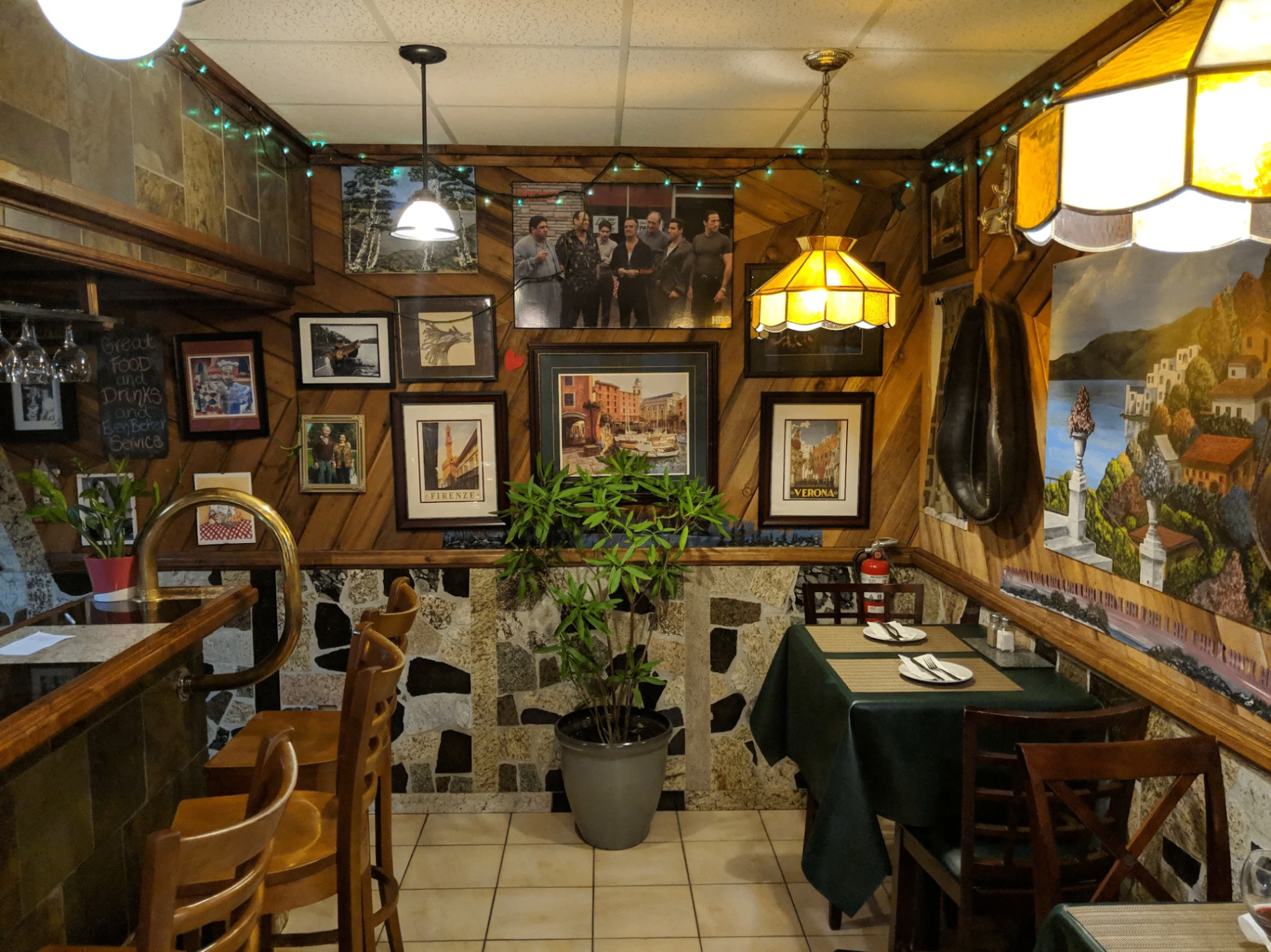 La Casa Nostra Ristorante - Thunder Bay